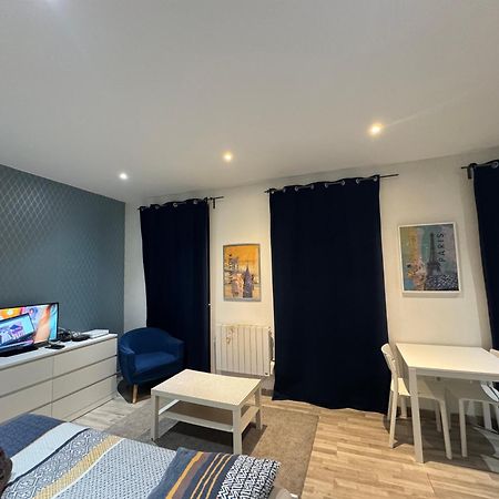 Appartement Proche Centre Ville, Gare Et Autoroute Мелен Екстер'єр фото