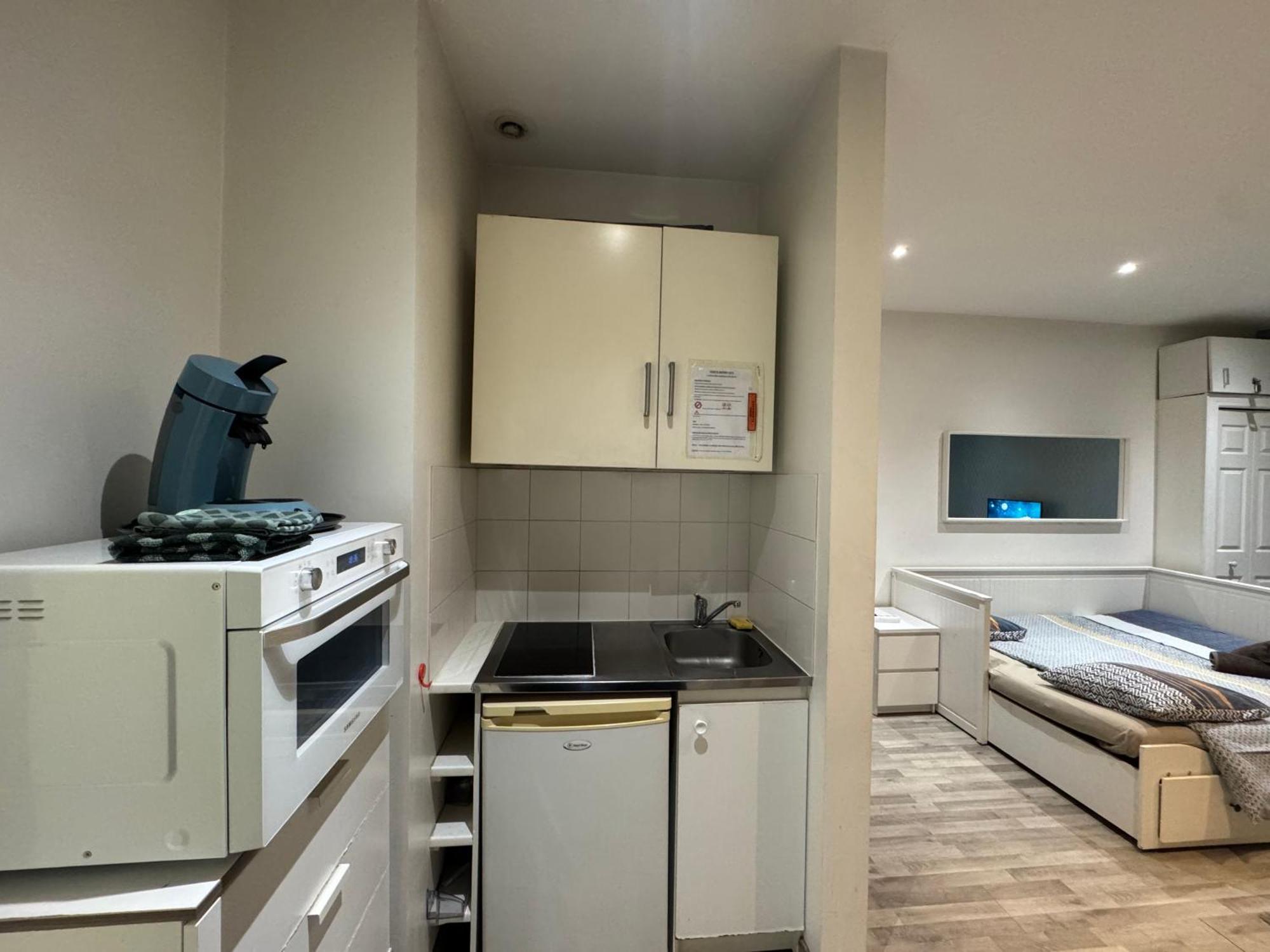 Appartement Proche Centre Ville, Gare Et Autoroute Мелен Екстер'єр фото